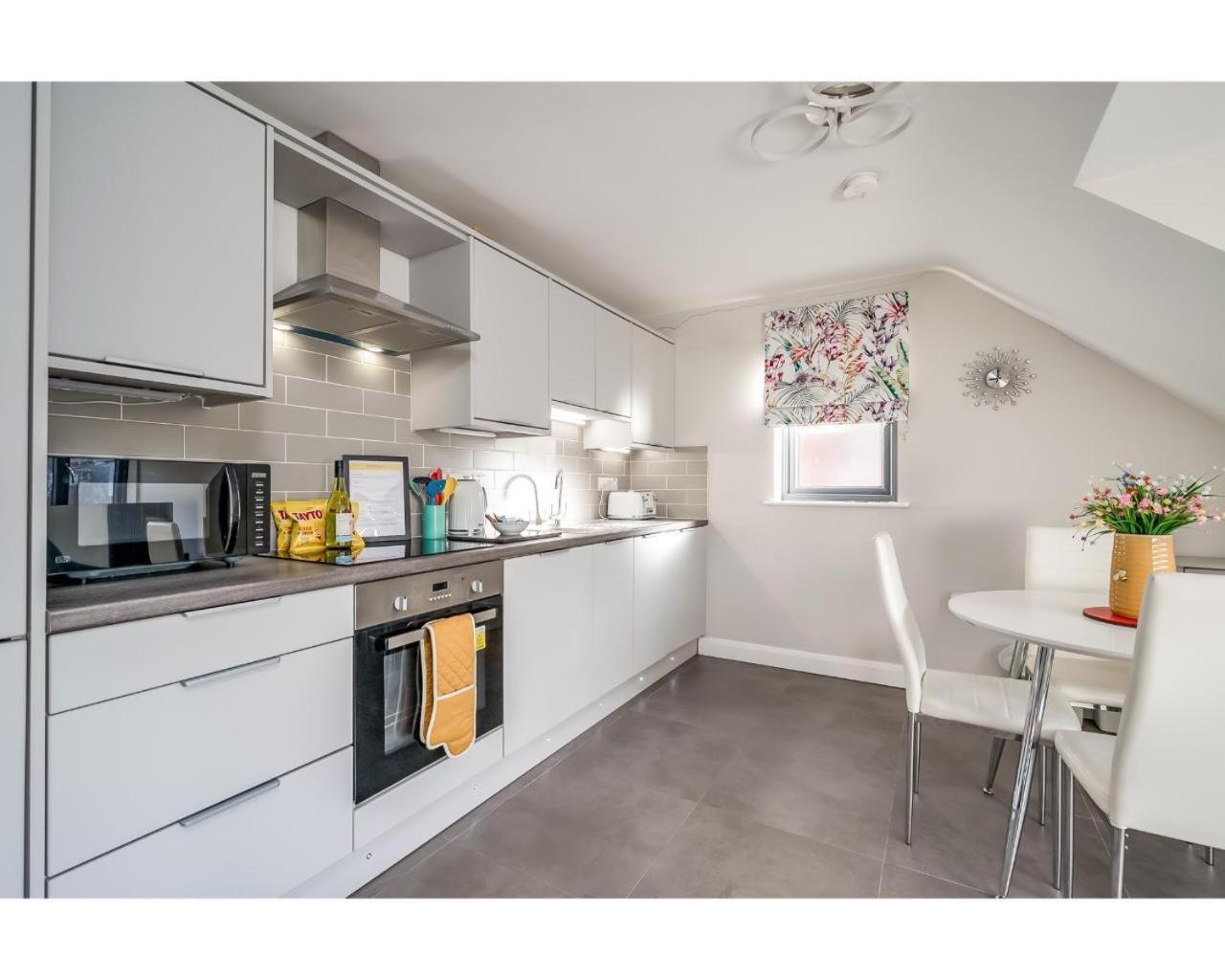 Central Belfast Apartments Utility Street 外观 照片